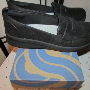 CLARKS CLOUDSTEPPERS LOAFERS